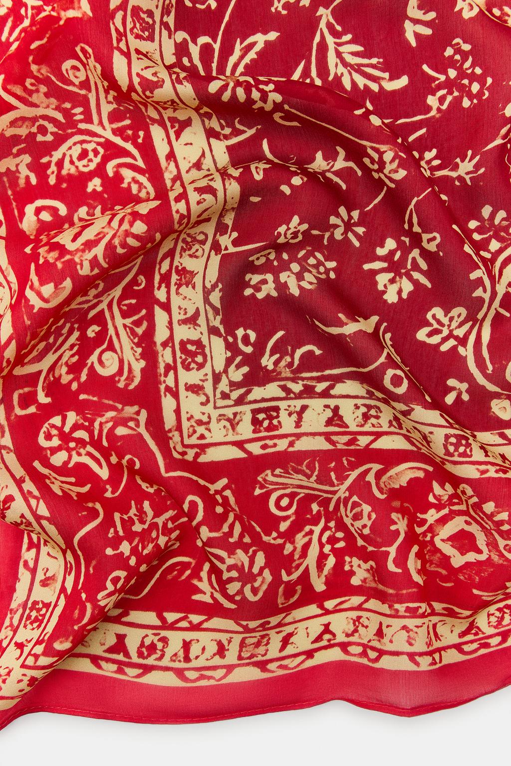 ШЕЛКОВЫЙ ШАРФ С ПРИНТОМ И БУСИНАМИ