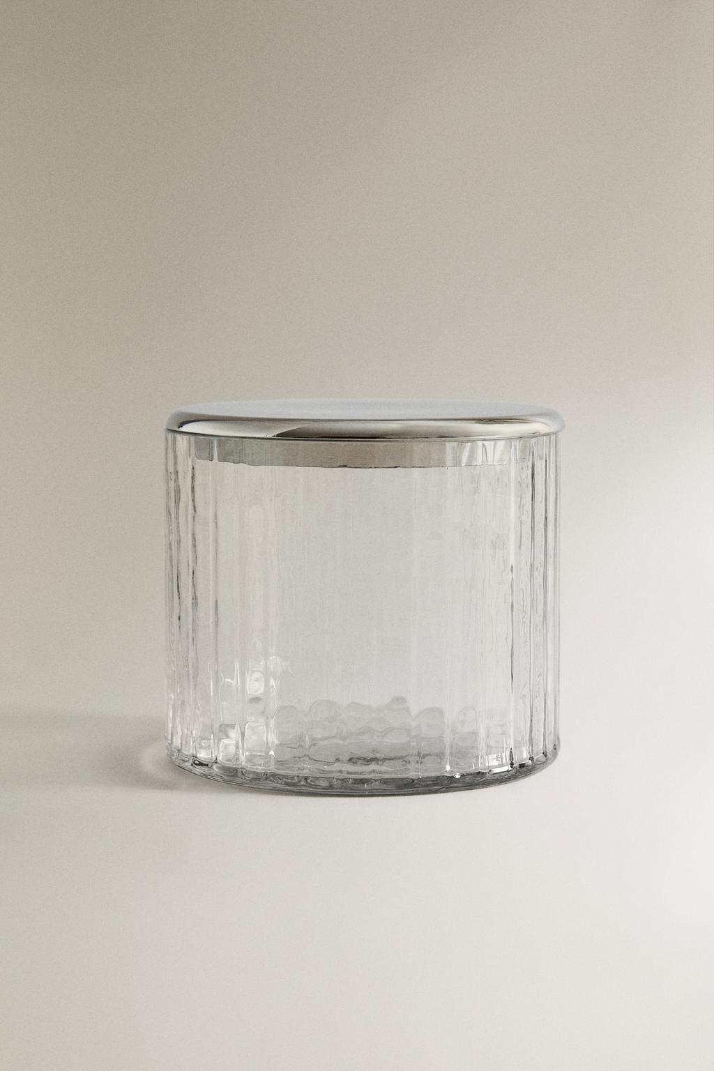 Стеклянная банка для ванной с металлической крышкой