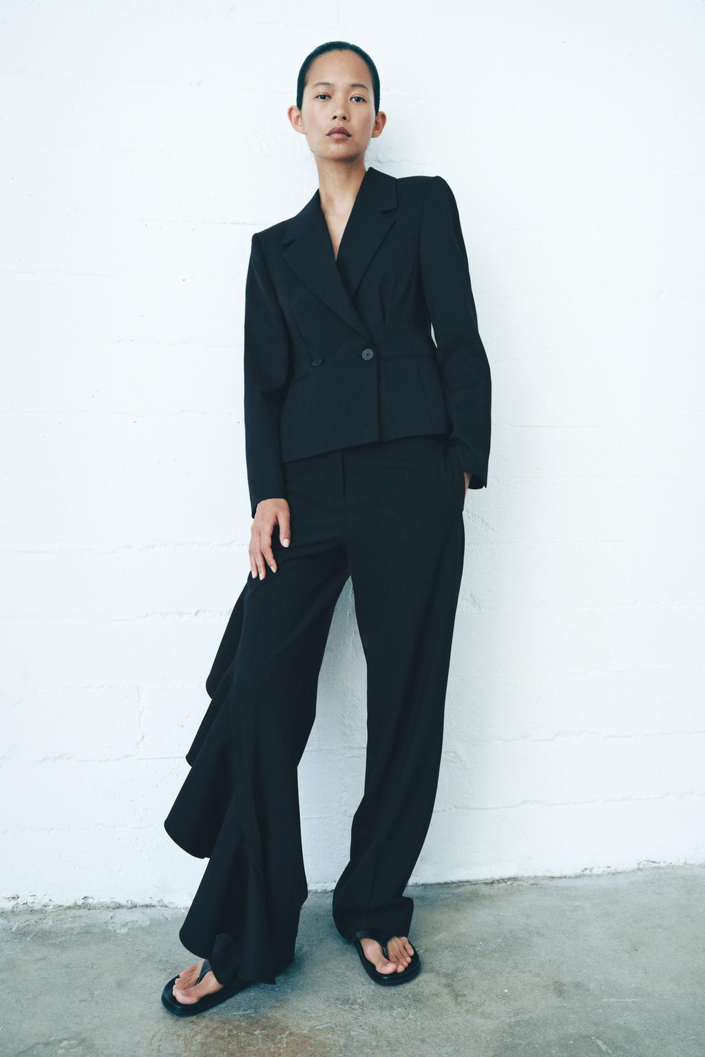 ПРИТАЛЕННЫЙ БЛЕЙЗЕР ИЗ СМЕСОВОЙ ШЕРСТИ — ZW COLLECTION