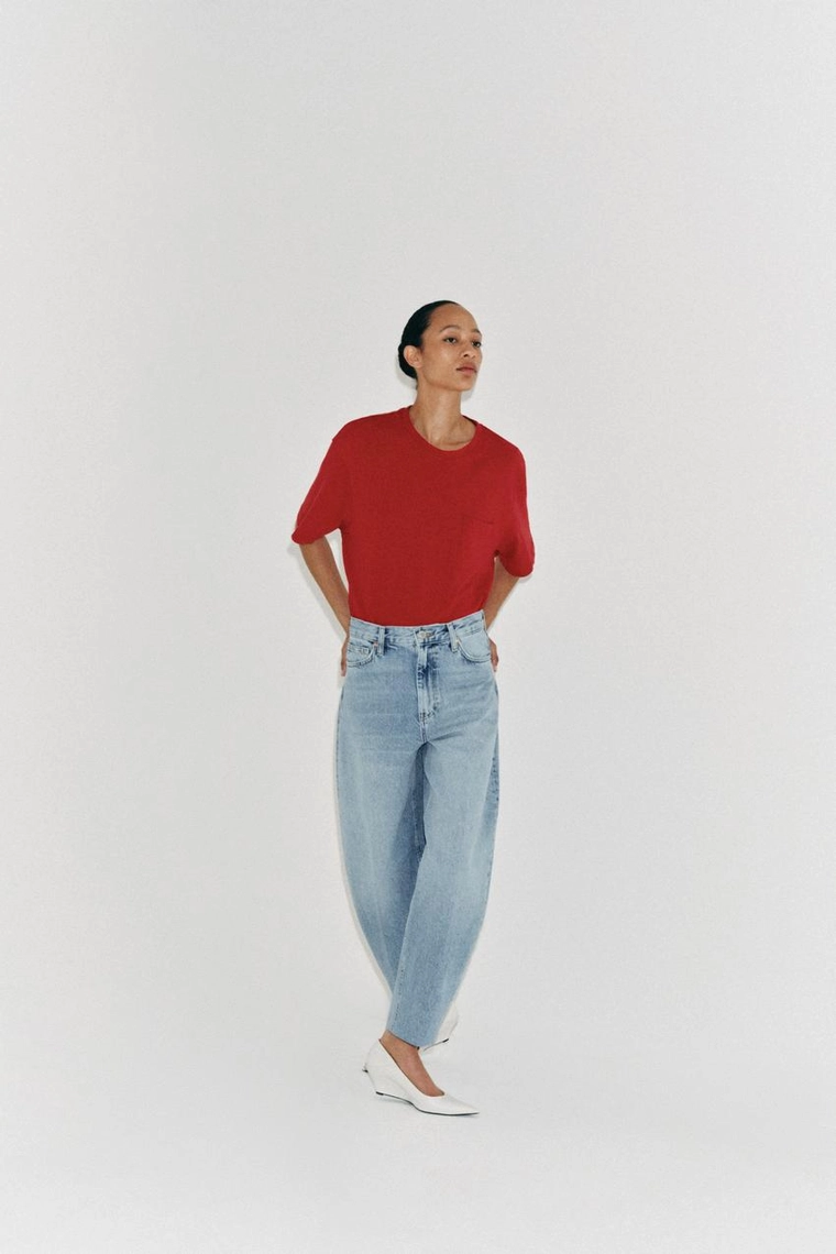 ЗАУЖЕННЫЕ ДЖИНСЫ С ВЫСОКОЙ ПОСАДКОЙ — коллекция Zara «ZW»