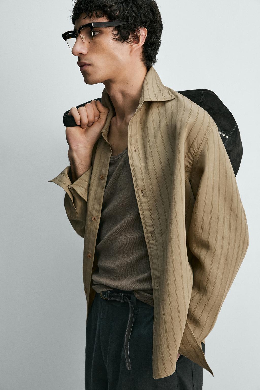 РУБАШКА СТРУЯЩЕГОСЯ ПОКРОЯ В ПОЛОСКУ