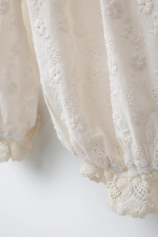 Брюки-джоггеры с вышивкой- Заказать в России