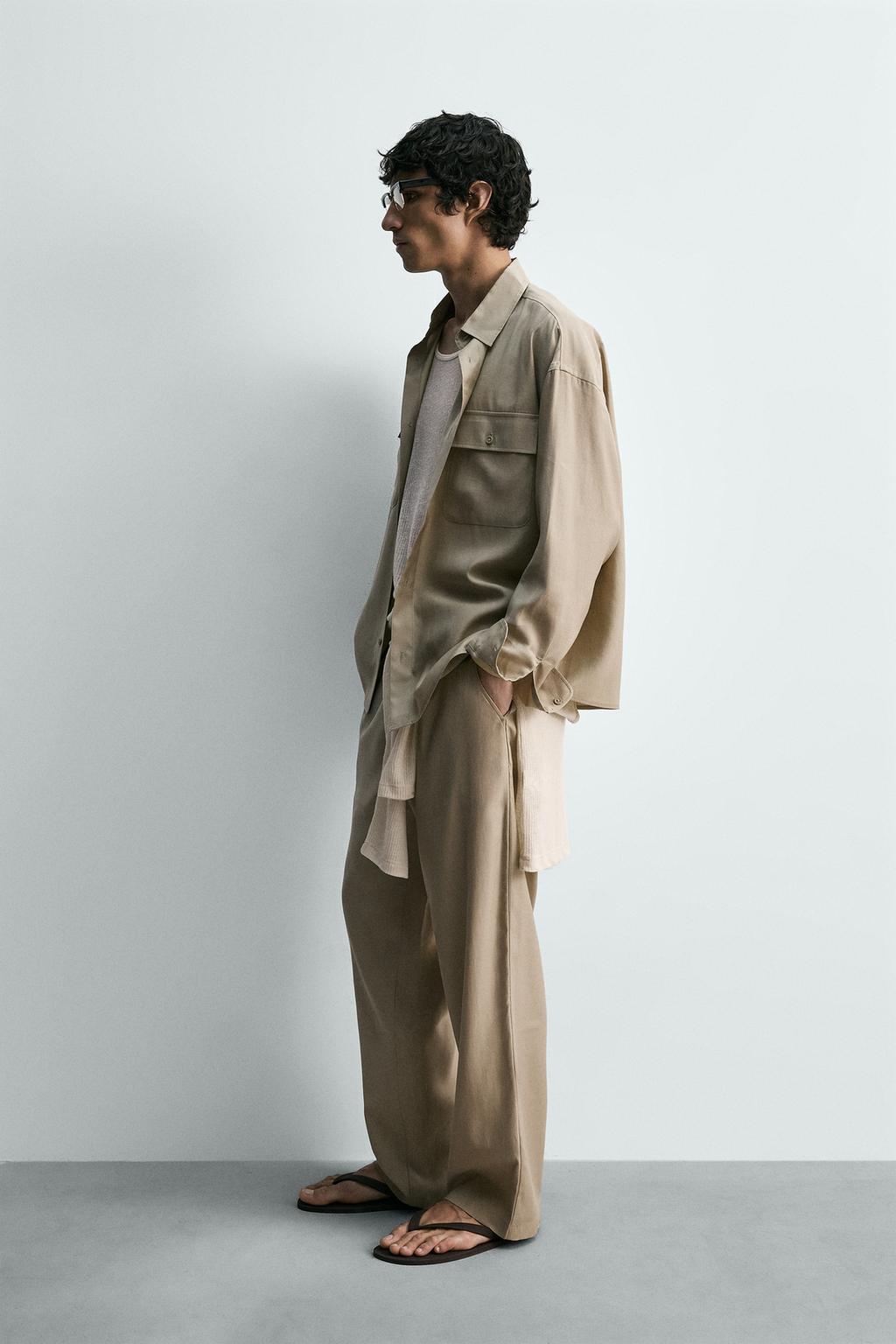 РУБАШКА СВОБОДНОГО КРОЯ С КАРМАНАМИ