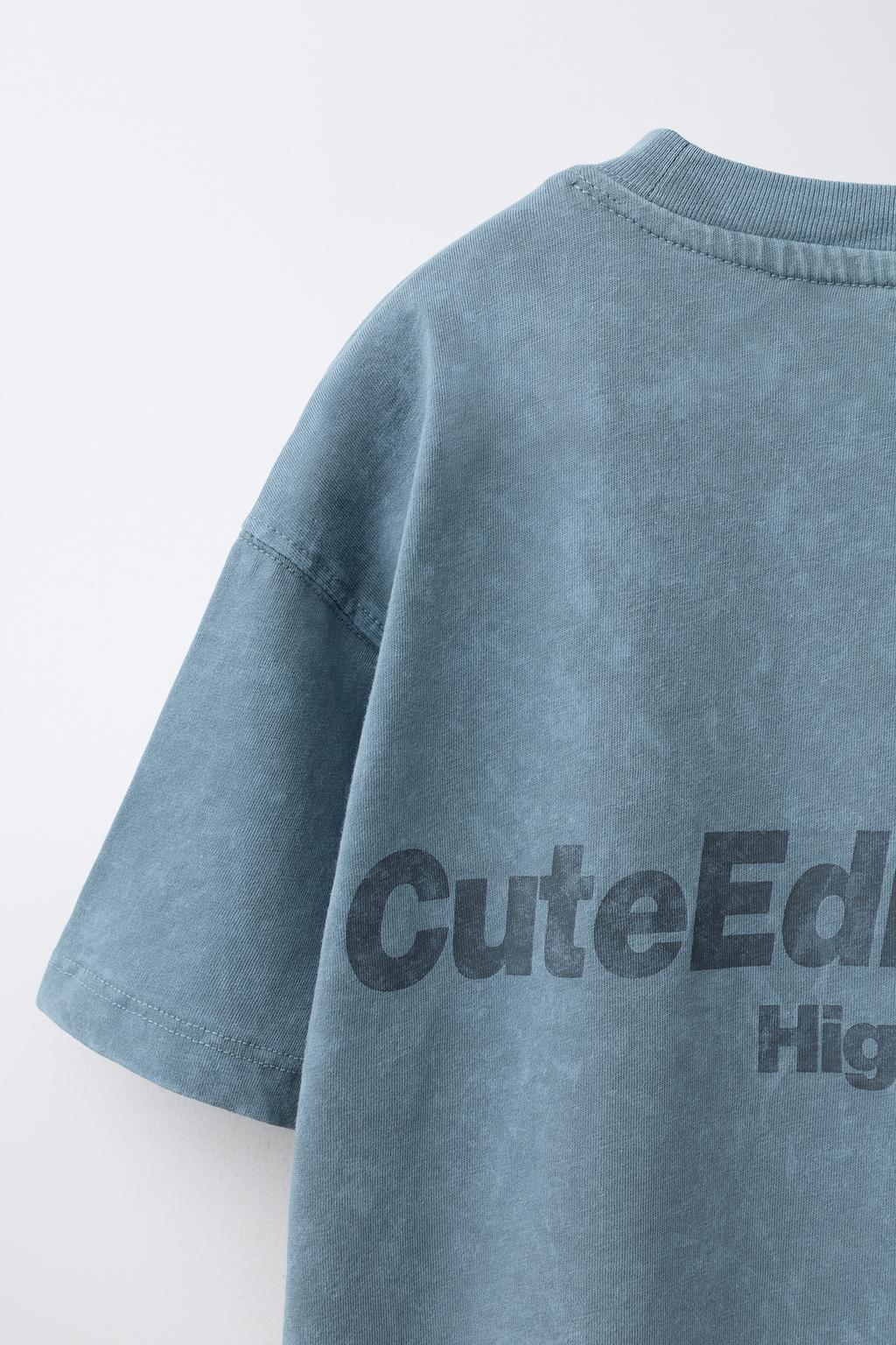 ФУТБОЛКА С РЕЛЬЕФНЫМ ПРИНТОМ