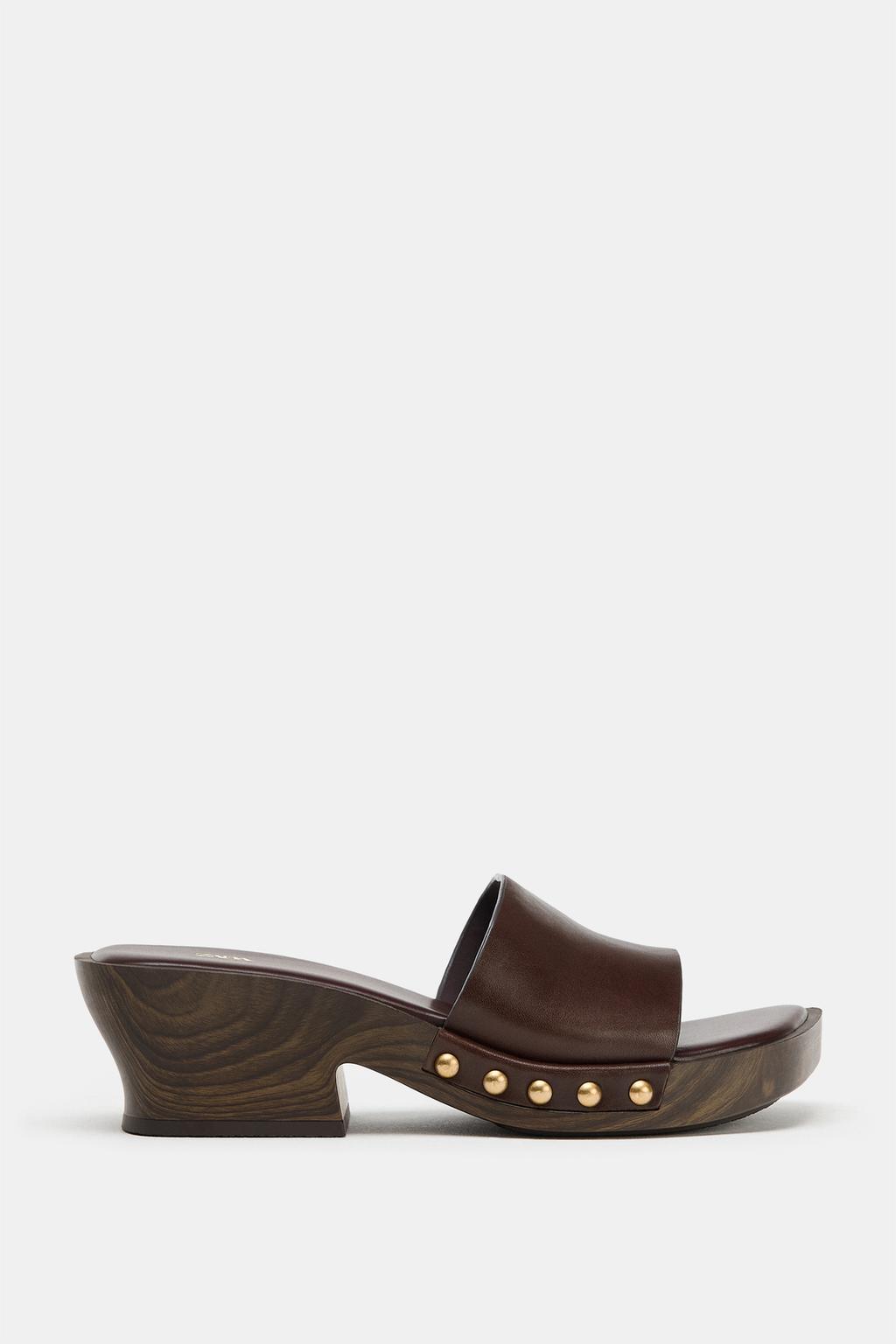 КОЖАНЫЕ САНДАЛИИ С ЗАКЛЕПКАМИ