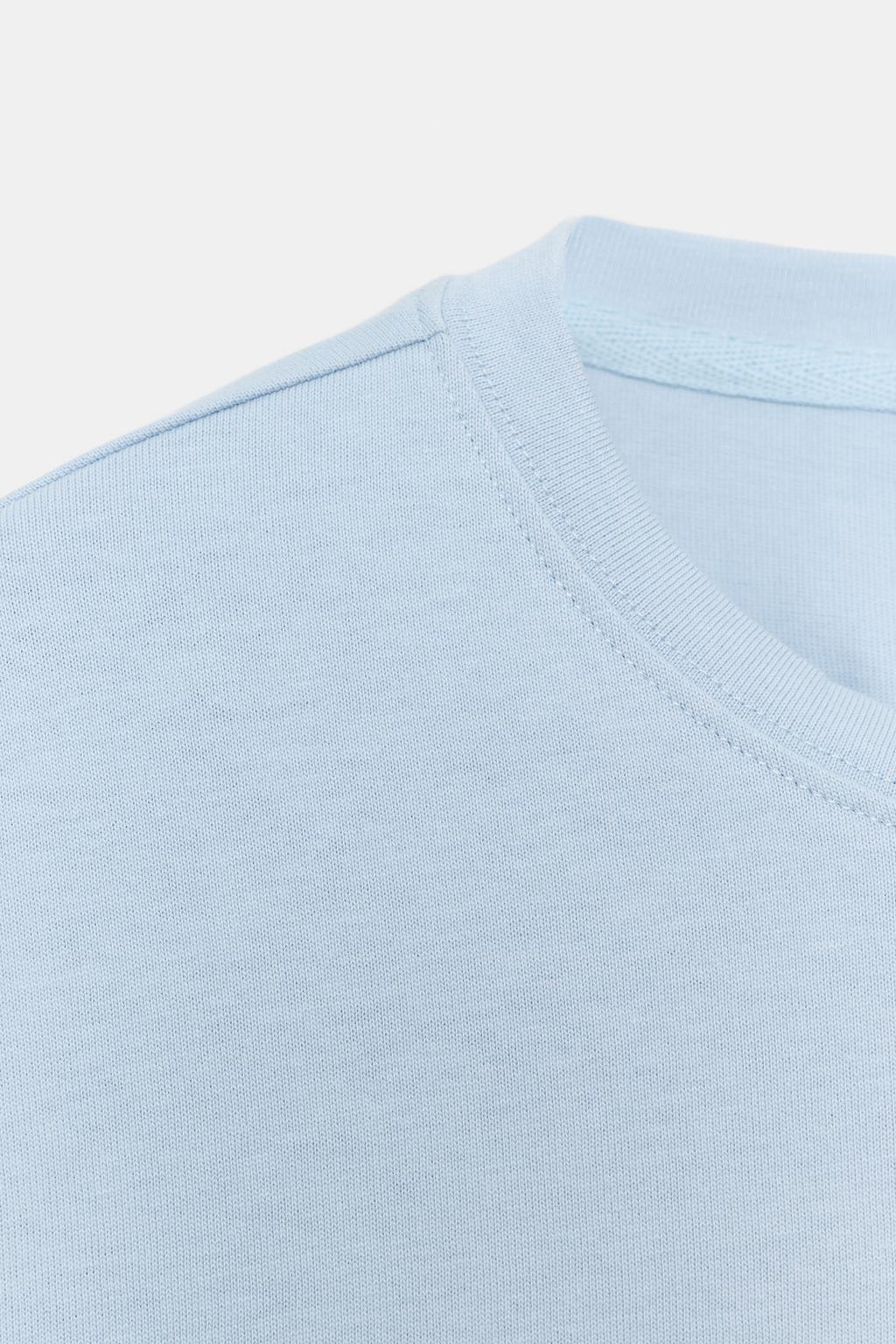 УКОРОЧЕННАЯ ФУТБОЛКА ОВЕРСАЙЗ