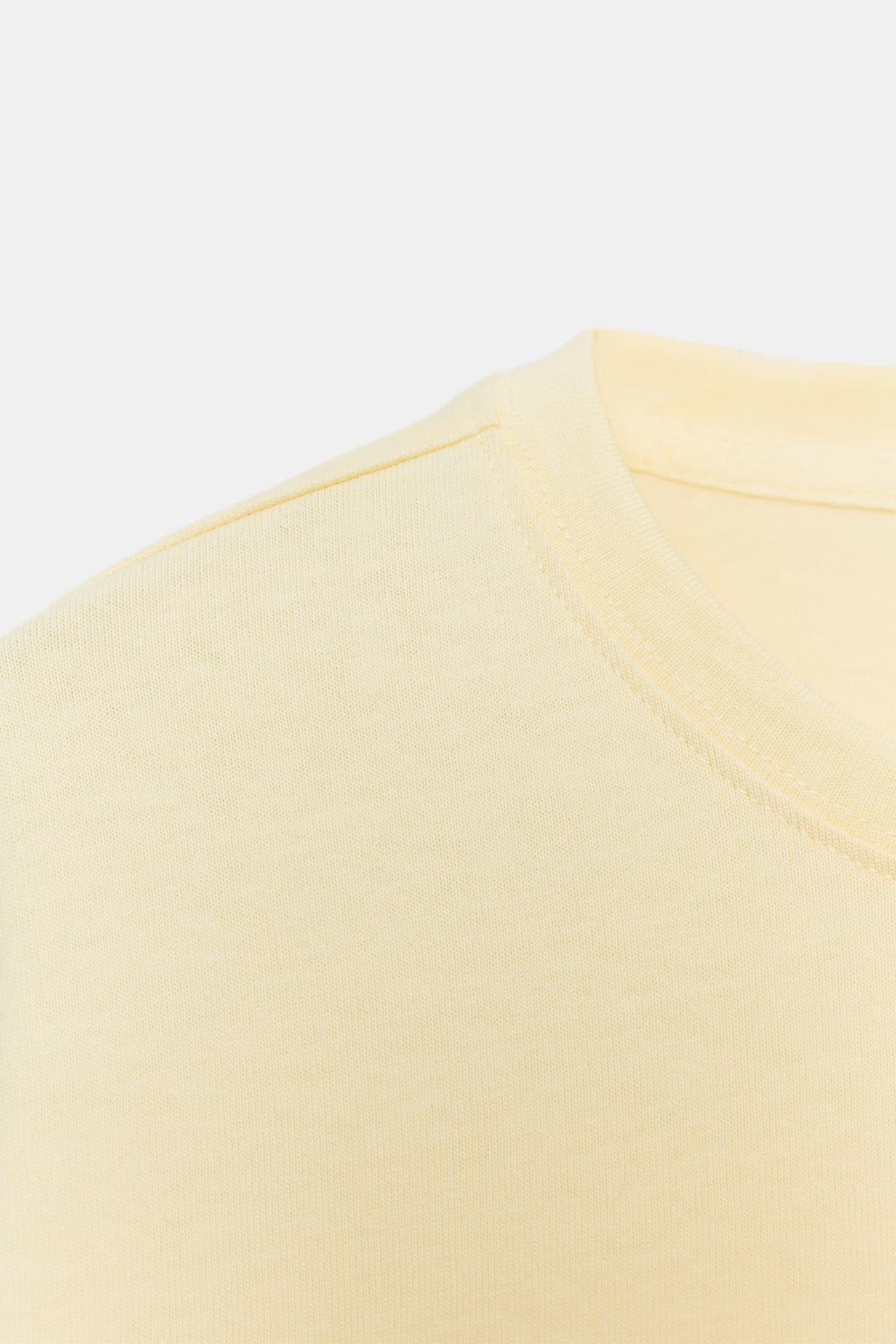 УКОРОЧЕННАЯ ФУТБОЛКА ОВЕРСАЙЗ