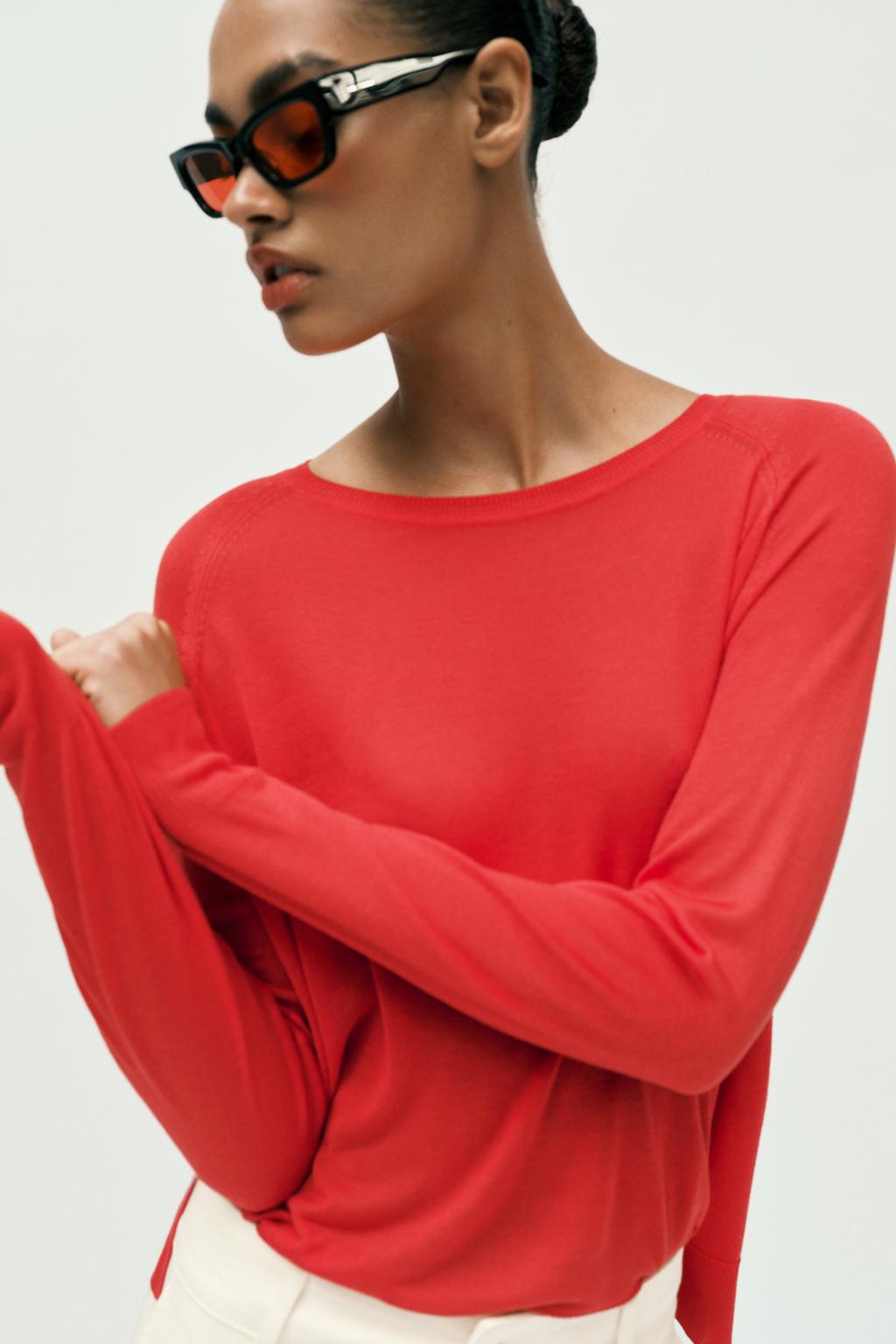 БАЗОВЫЙ СВИТЕР ИЗ ТОНКОГО ТРИКОТАЖА