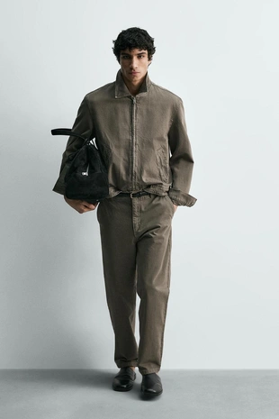 Брюки Relaxed Fit с эффектом потертости- Заказать в России