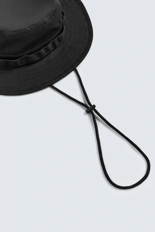 Широкополая панама