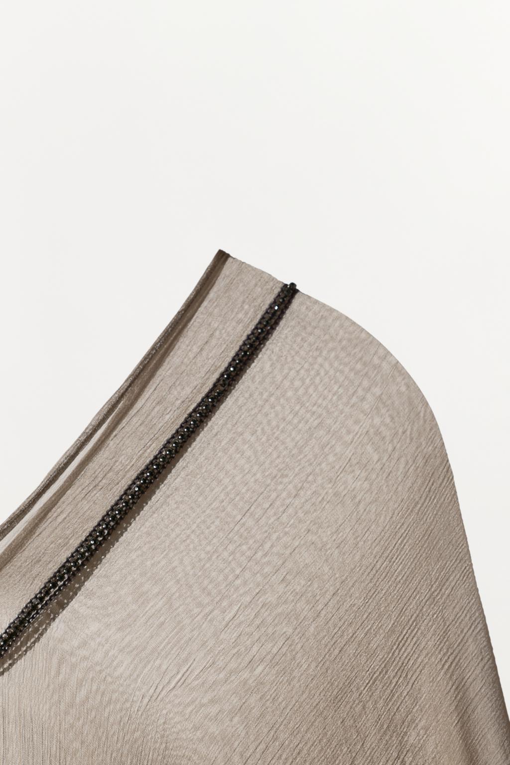 ДЛИННАЯ НАКИДКА ИЗ 100% ВИСКОЗЫ С БЛЕСТКАМИ