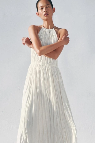 Платье плиссе с горловиной халтер — Zw Collection- Заказать в России