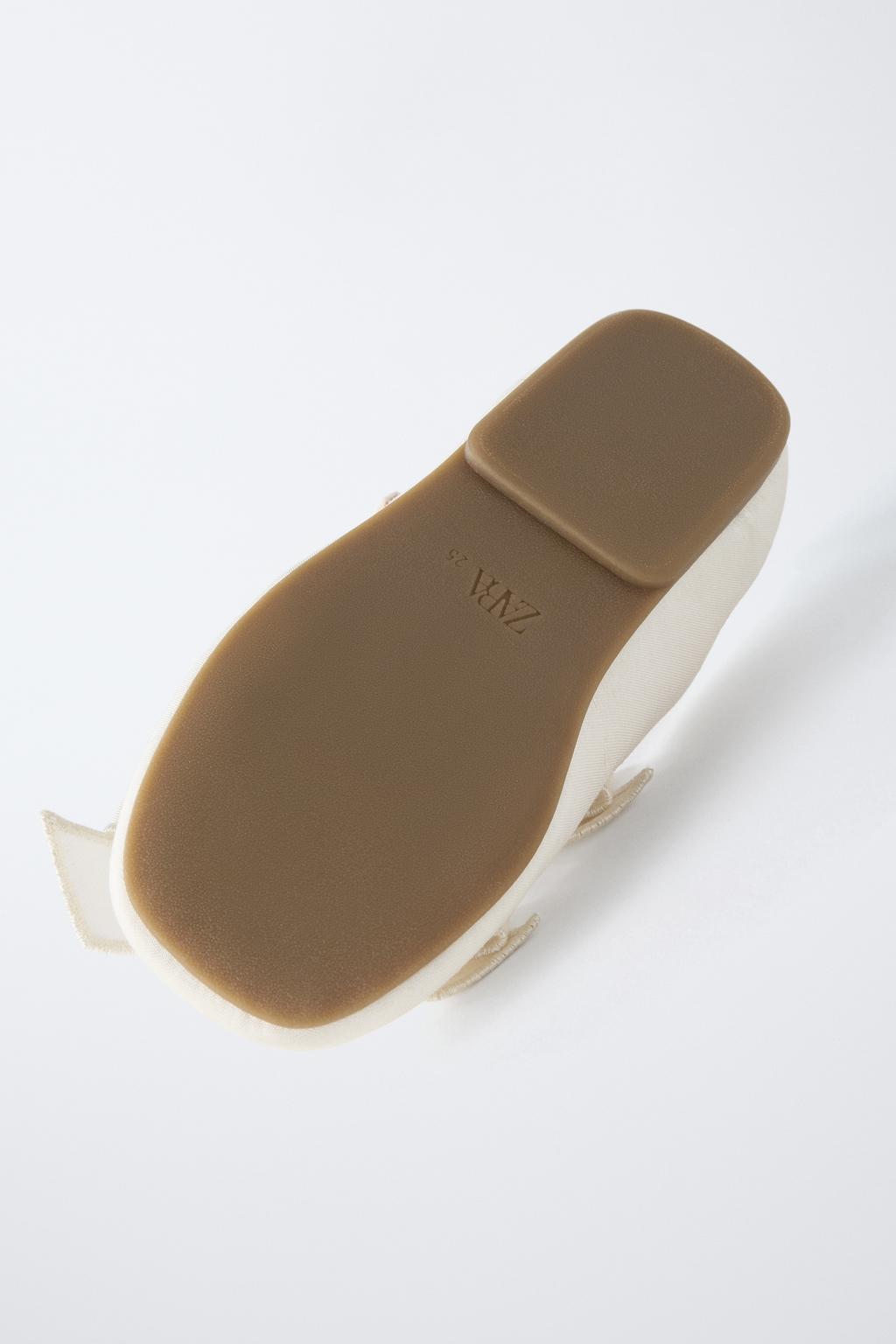 БАЛЕТКИ С БАНТАМИ