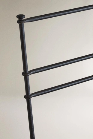 Стул из кованого металла- Заказать в России