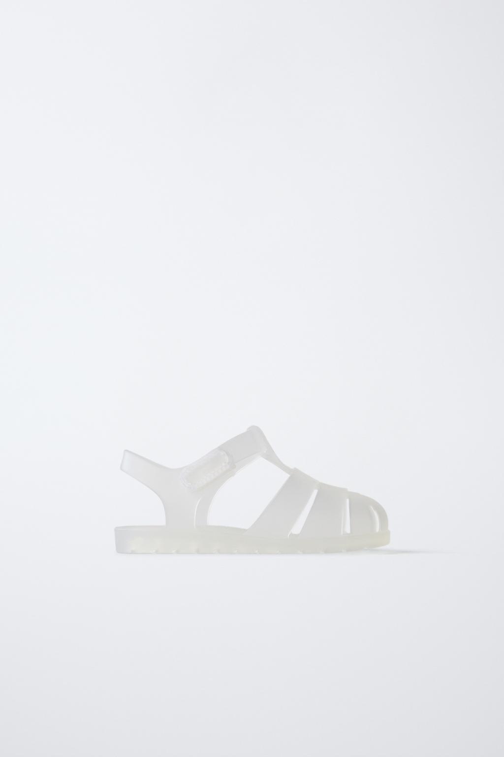 РЕЗИНОВЫЕ САНДАЛИИ