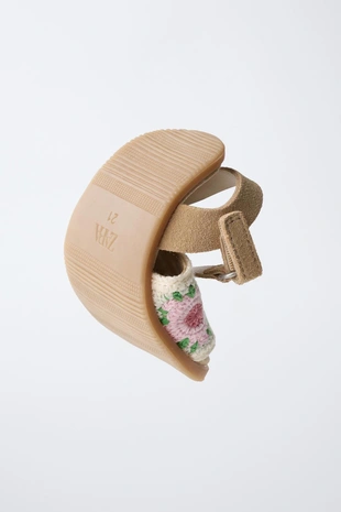 Сандалии с крючком и без каблука- Заказать в России