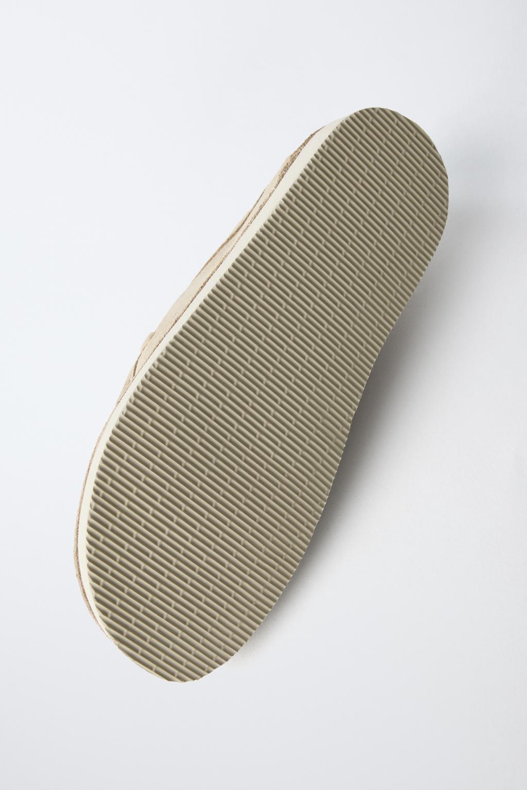 КОЖАНЫЕ ТУФЛИ СО ШНУРОВКОЙ