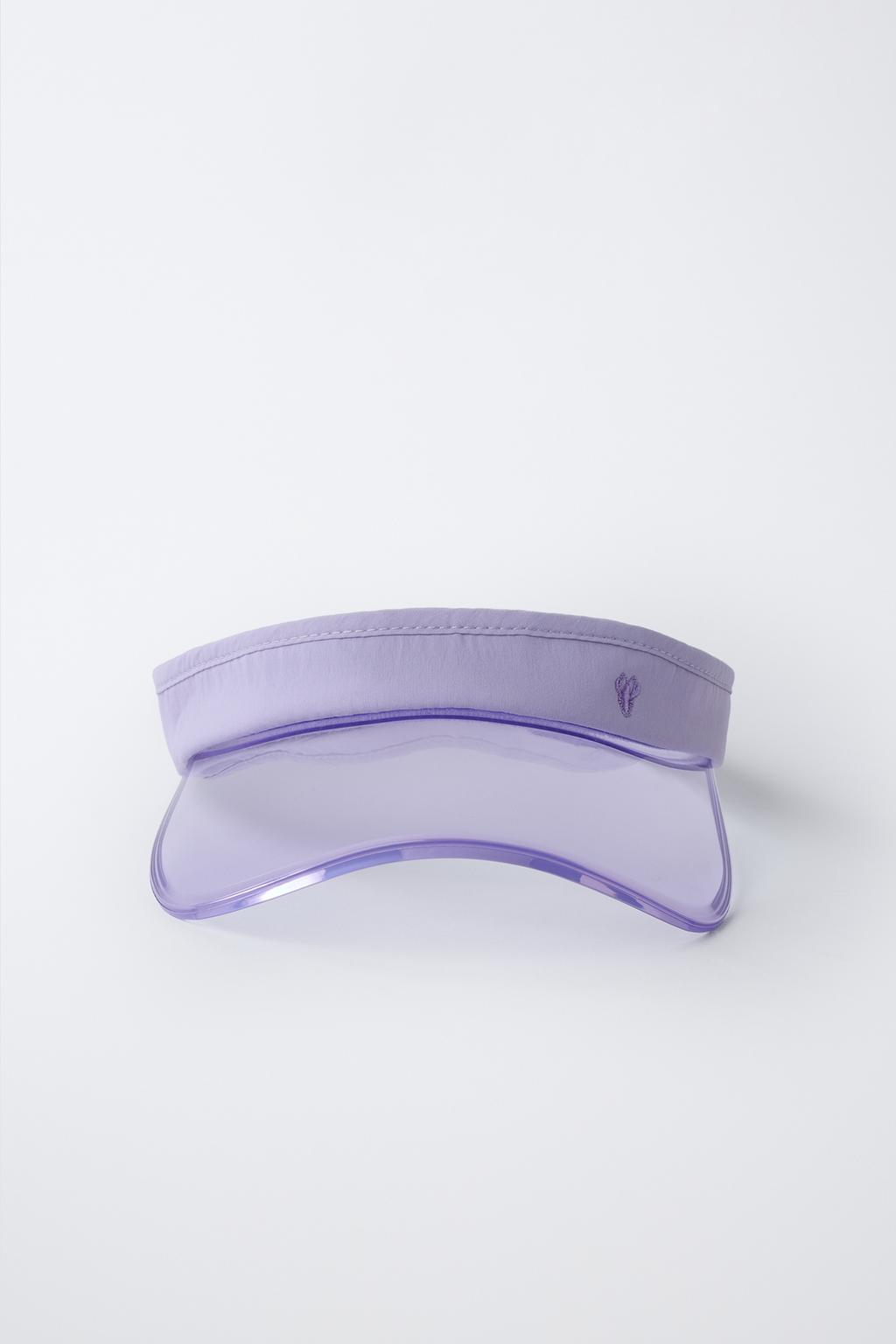 КЕПКА С КОЗЫРЬКОМ