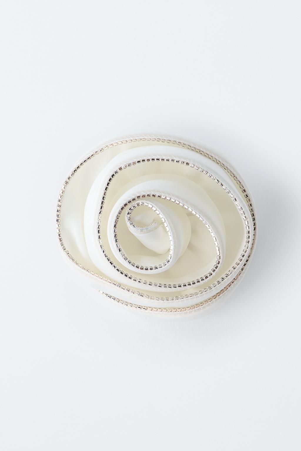 ЗАКОЛКА ДЛЯ ВОЛОС «ЦВЕТОК» СО СТРАЗАМИ