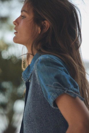 Джинсовая рубашка в рубчик- Заказать в России