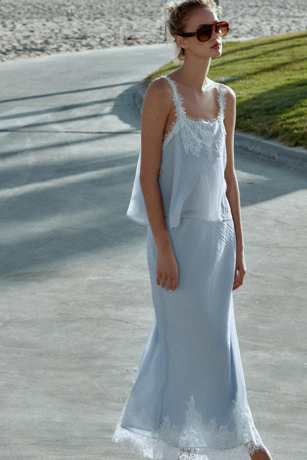 КРУЖЕВНОЙ ТОП В БЕЛЬЕВОМ СТИЛЕ