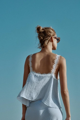 Кружевной топ в бельевом стиле- Заказать в России