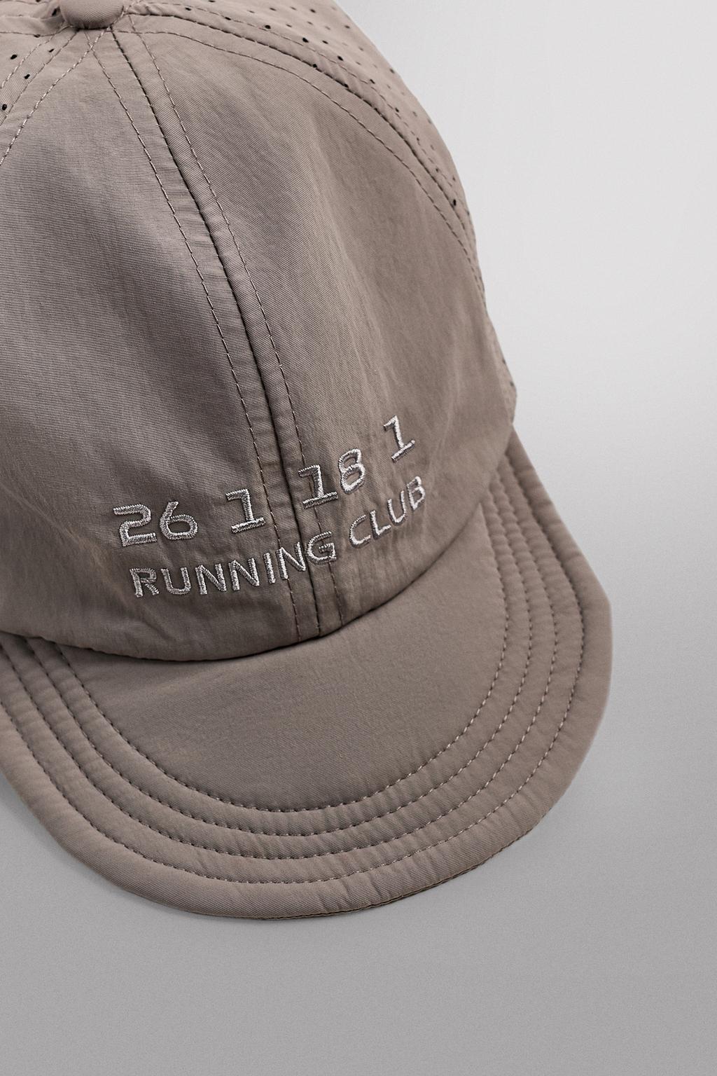 ТЕХНИЧЕСКАЯ КЕПКА ДЛЯ БЕГА