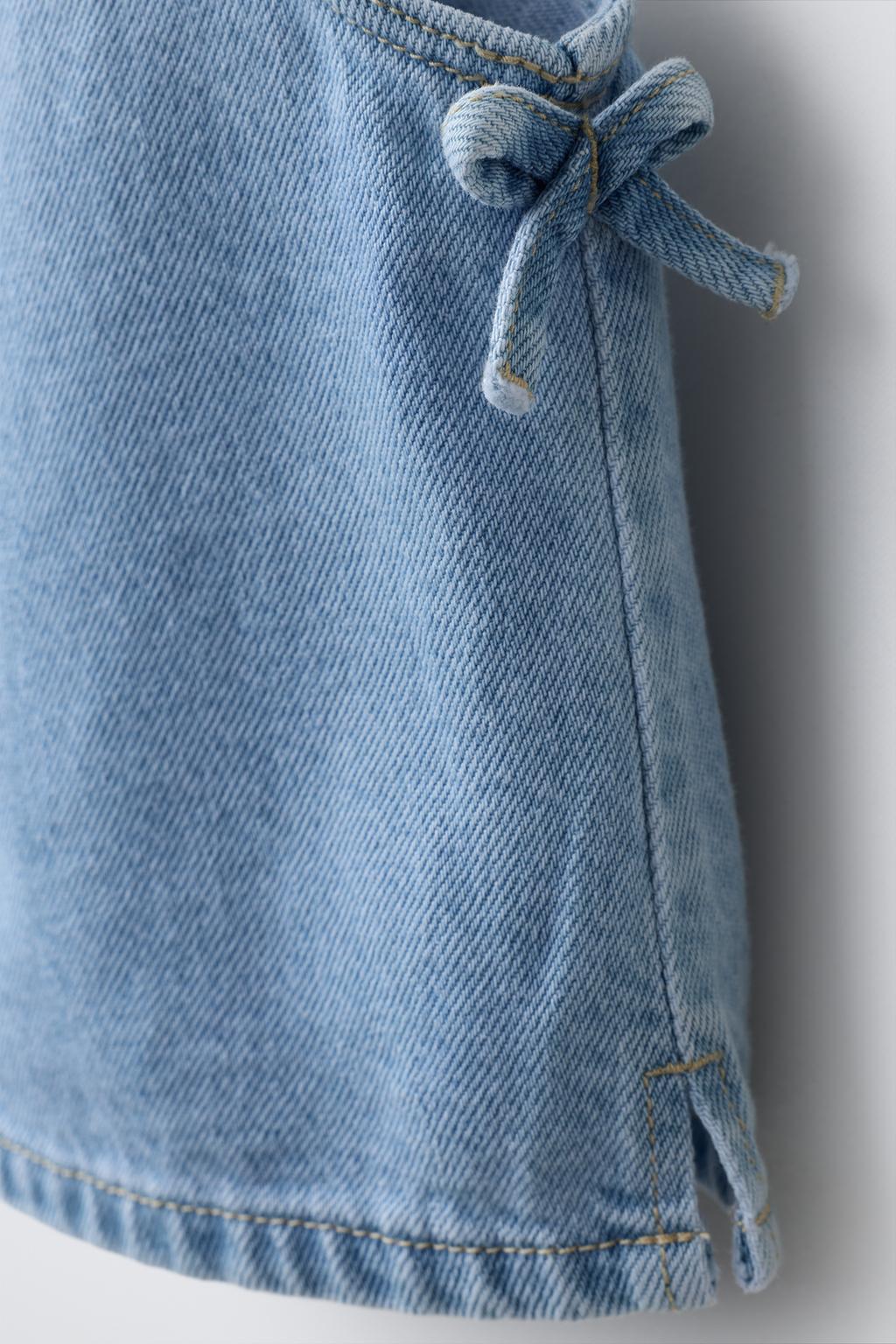 ДЖИНСОВЫЙ ТОП С БАНТАМИ