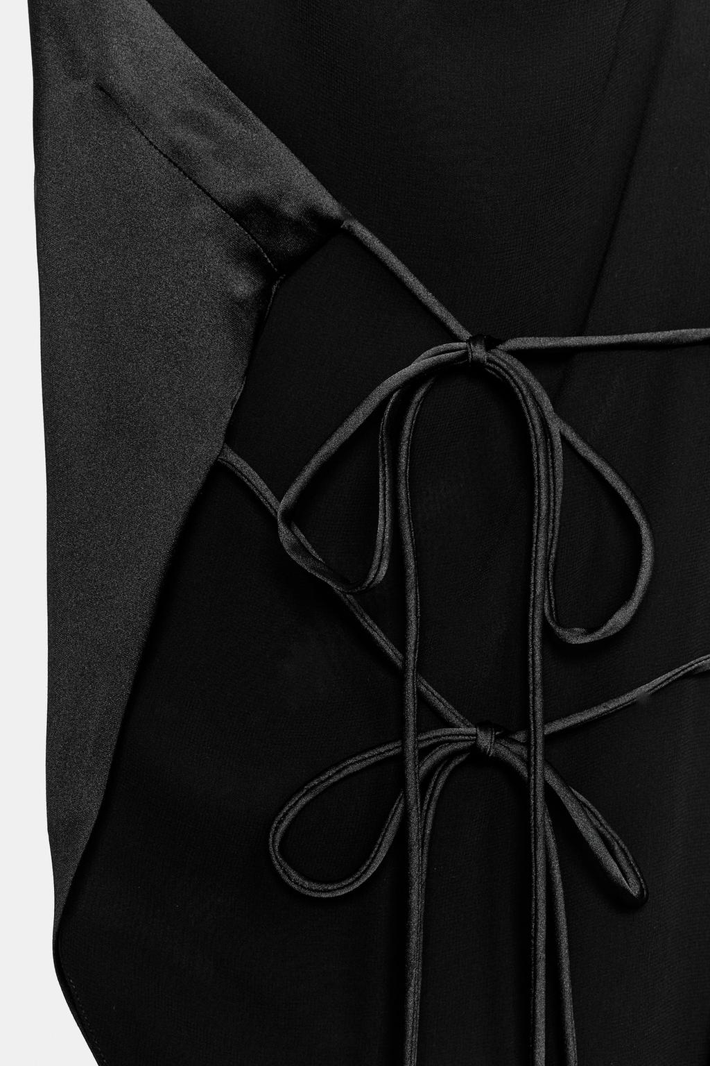 АТЛАСНЫЙ ТОП ХАЛТЕР АСИММЕТРИЧНЫЙ