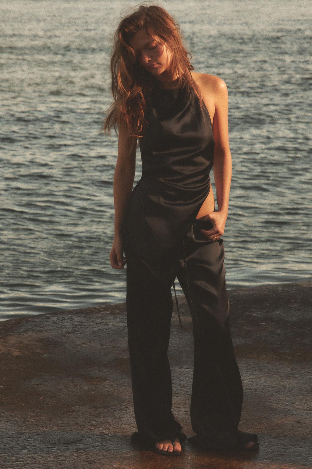 АТЛАСНЫЙ ТОП ХАЛТЕР АСИММЕТРИЧНЫЙ