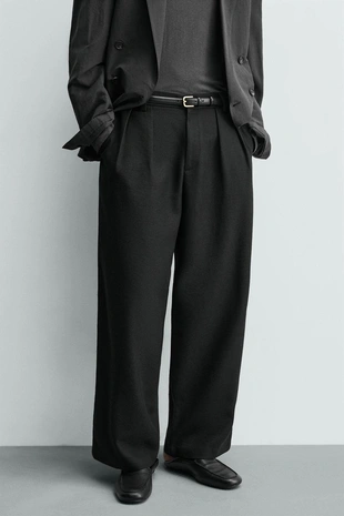 Брюки Relaxed Fit со складками