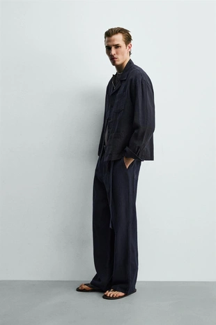 Рубашка свободного кроя из 100% льна с карманами и складками- Заказать в России