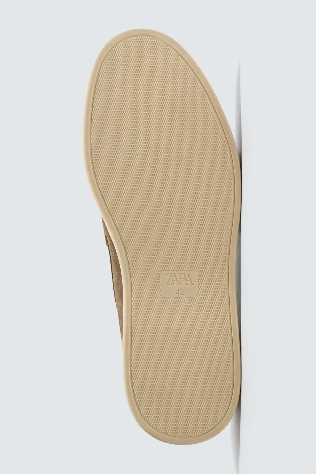 КОЖАНЫЕ ЛОФЕРЫ В ПОВСЕДНЕВНОМ СТИЛЕ