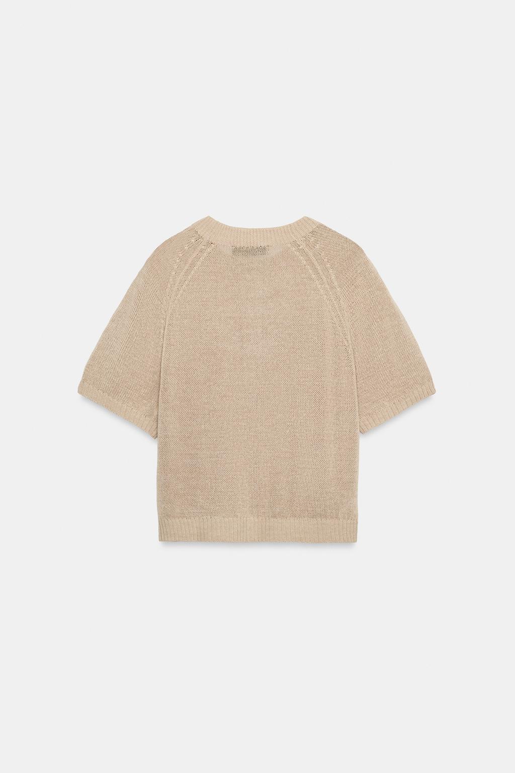 СВИТЕР С КОРОТКИМИ РУКАВАМИ И ПУГОВИЦАМИ