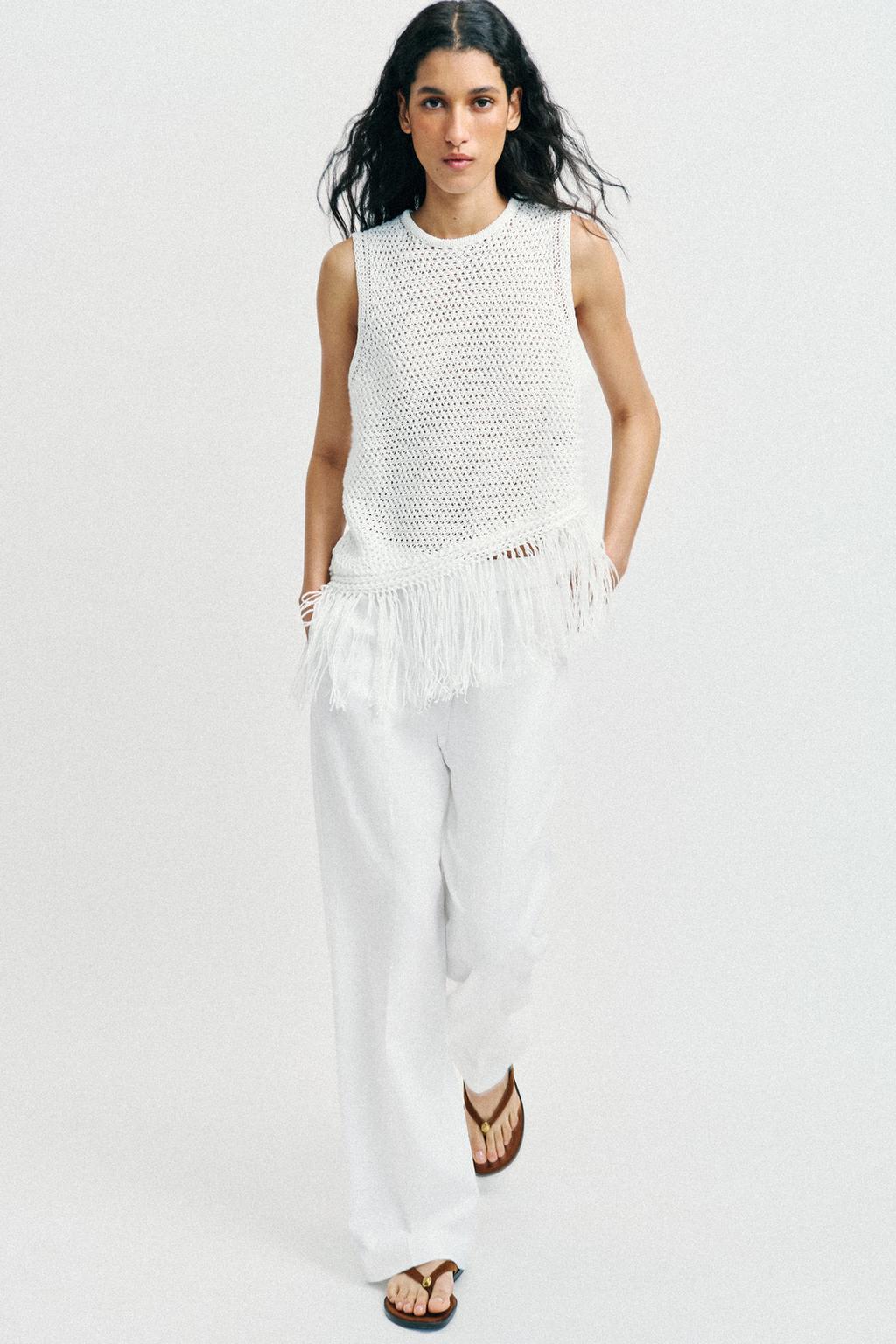 ТРИКОТАЖНЫЙ ТОП С БАХРОМОЙ