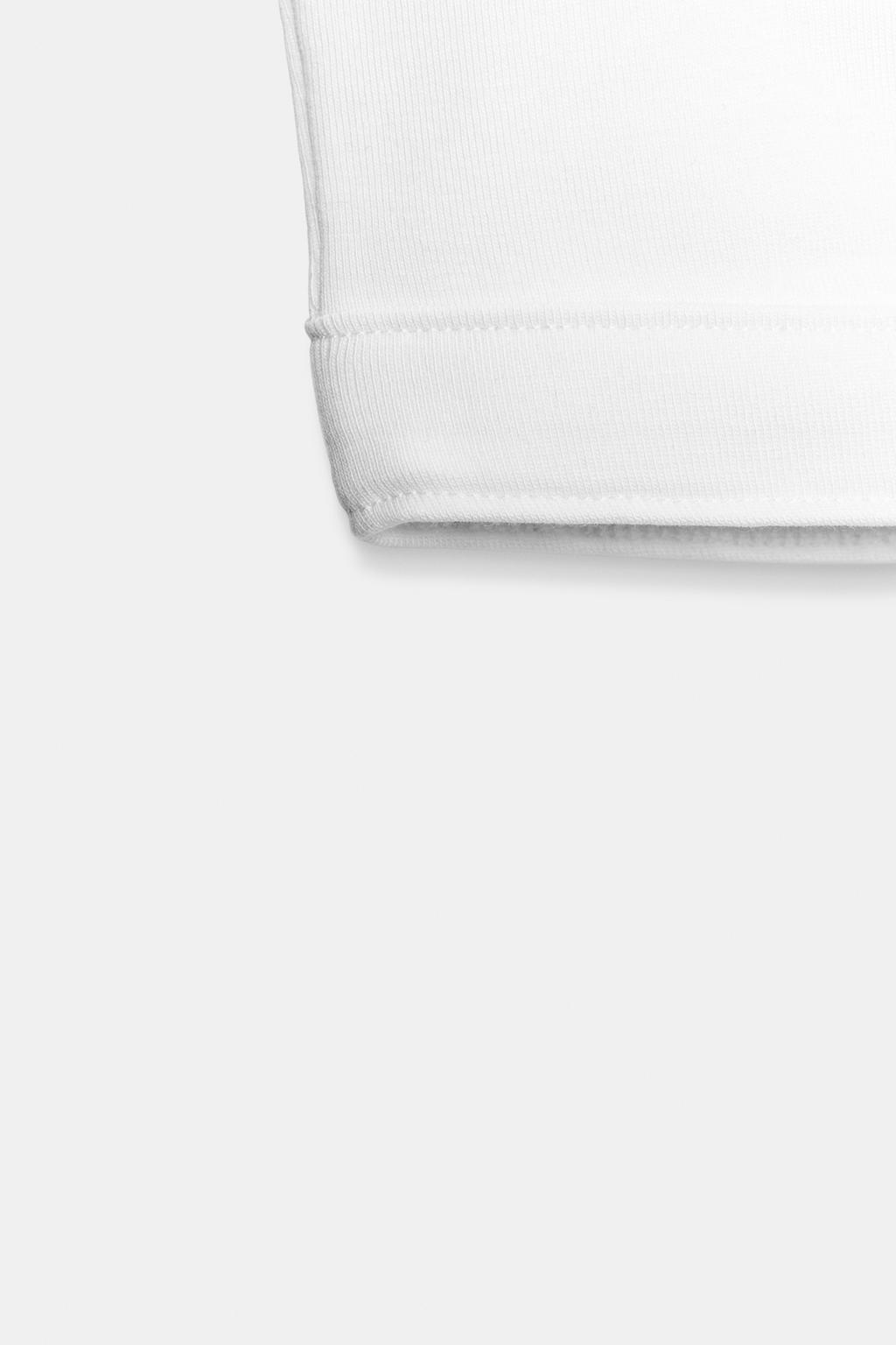 КРОП-ТОП БЕЗ РУКАВОВ