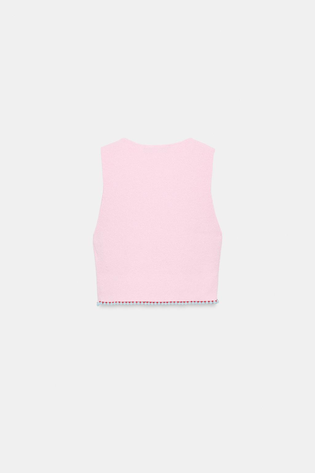 УКОРОЧЕННЫЙ ТРИКОТАЖНЫЙ ТОП С БУСИНАМИ