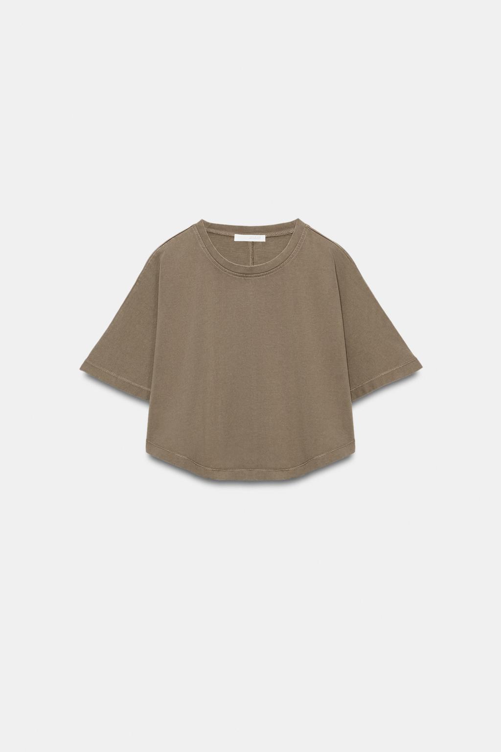 УКОРОЧЕННЫЙ ТОП С ЭФФЕКТОМ ПОТЕРТОСТИ