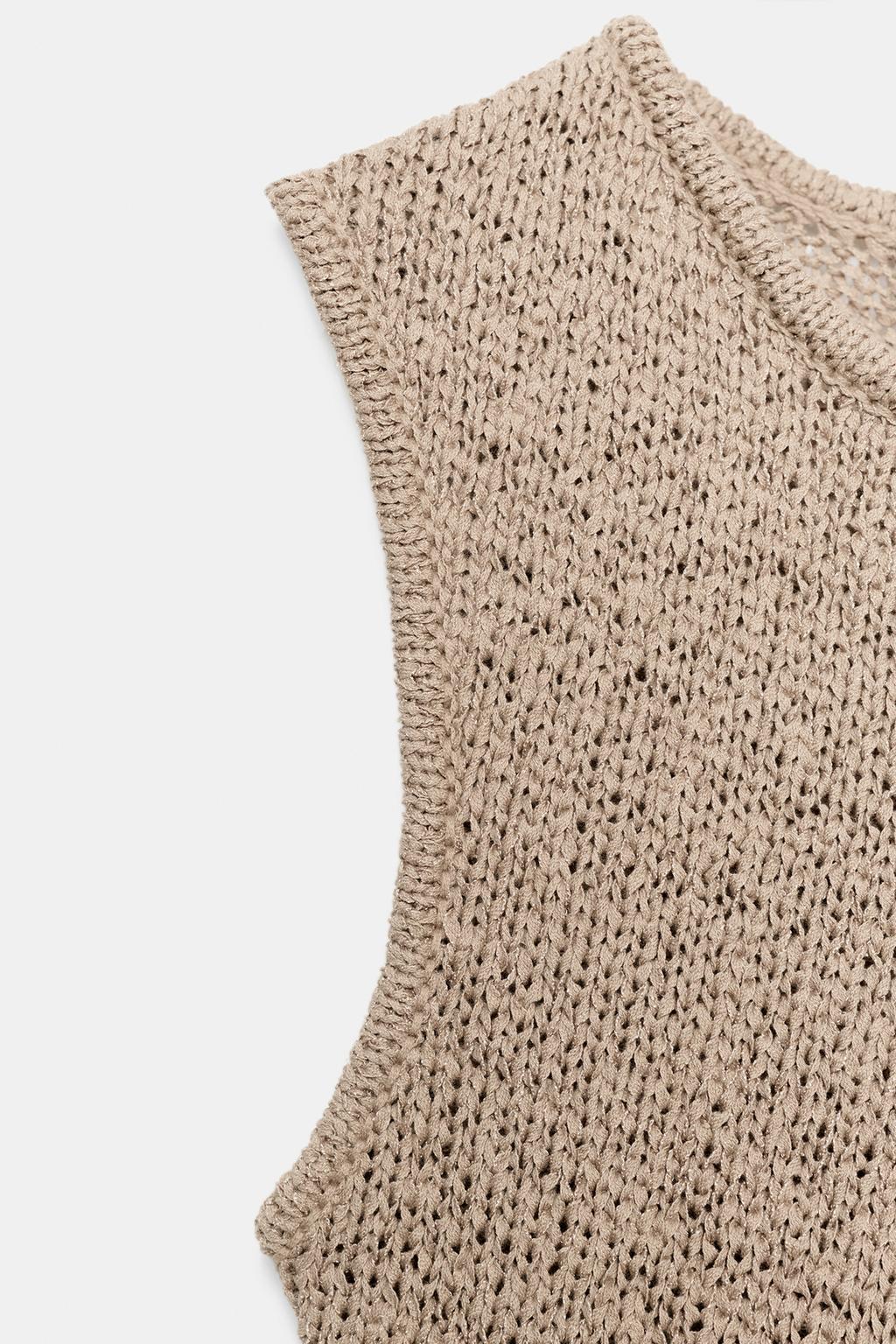 АСИММЕТРИЧНЫЙ ТРИКОТАЖНЫЙ ТОП