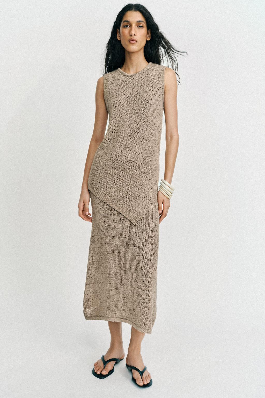 АСИММЕТРИЧНЫЙ ТРИКОТАЖНЫЙ ТОП