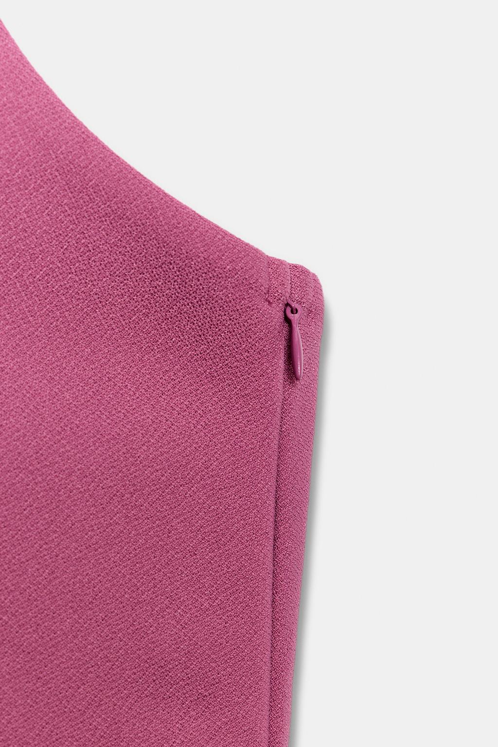 ТОП ИЗ КРЕПА С ГОРЛОВИНОЙ ХАЛТЕР