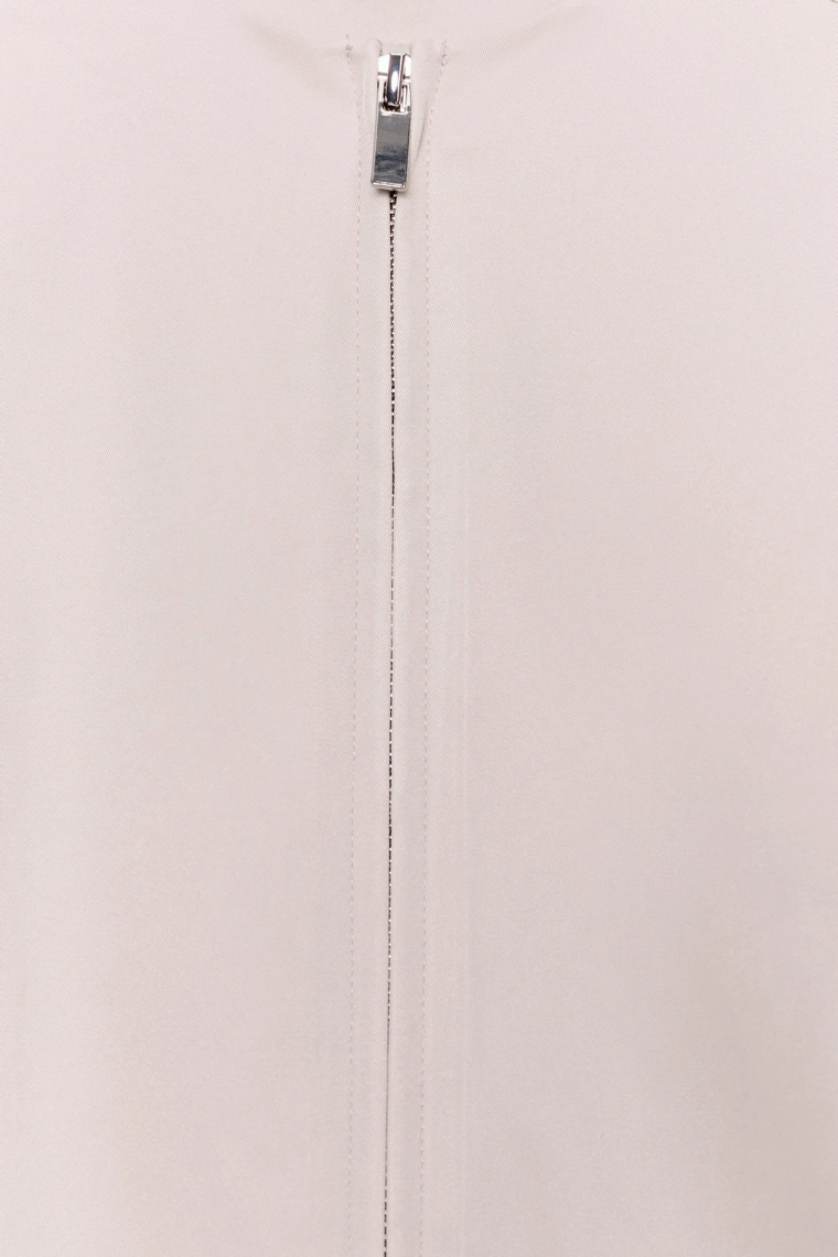 Бомбер с рукавами-пышками