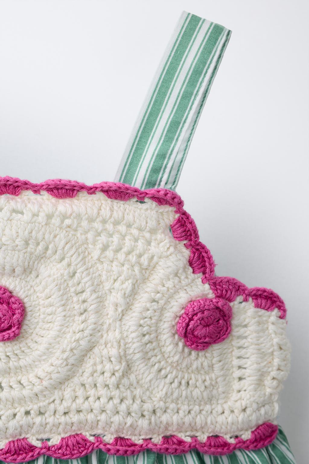 ТОП ИЗ КРУЖЕВА КРОШЕ С КОМБИНИРОВАННЫМИ ДЕТАЛЯМИ