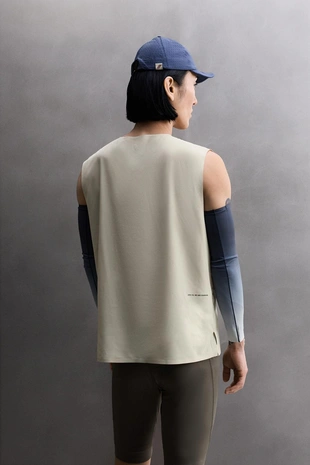 Майка-борцовка с перфорацией для бега- Заказать в России