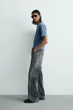 Футболка из ткани с эффектом потертости с надписью- Заказать в России