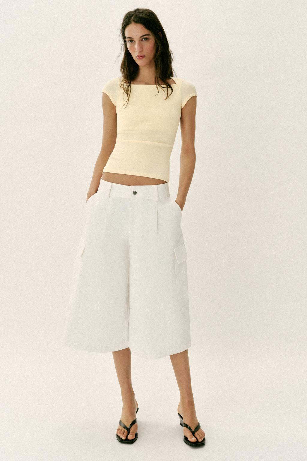 ФУТБОЛКА С КВАДРАТНЫМ ВЫРЕЗОМ