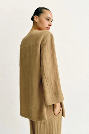 Двубортный жакет с боковыми разрезами- Заказать в России