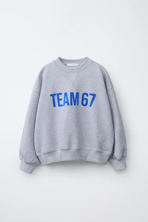 ТОЛСТОВКА С ПРИНТОМ «TEAM SIX SEVEN»