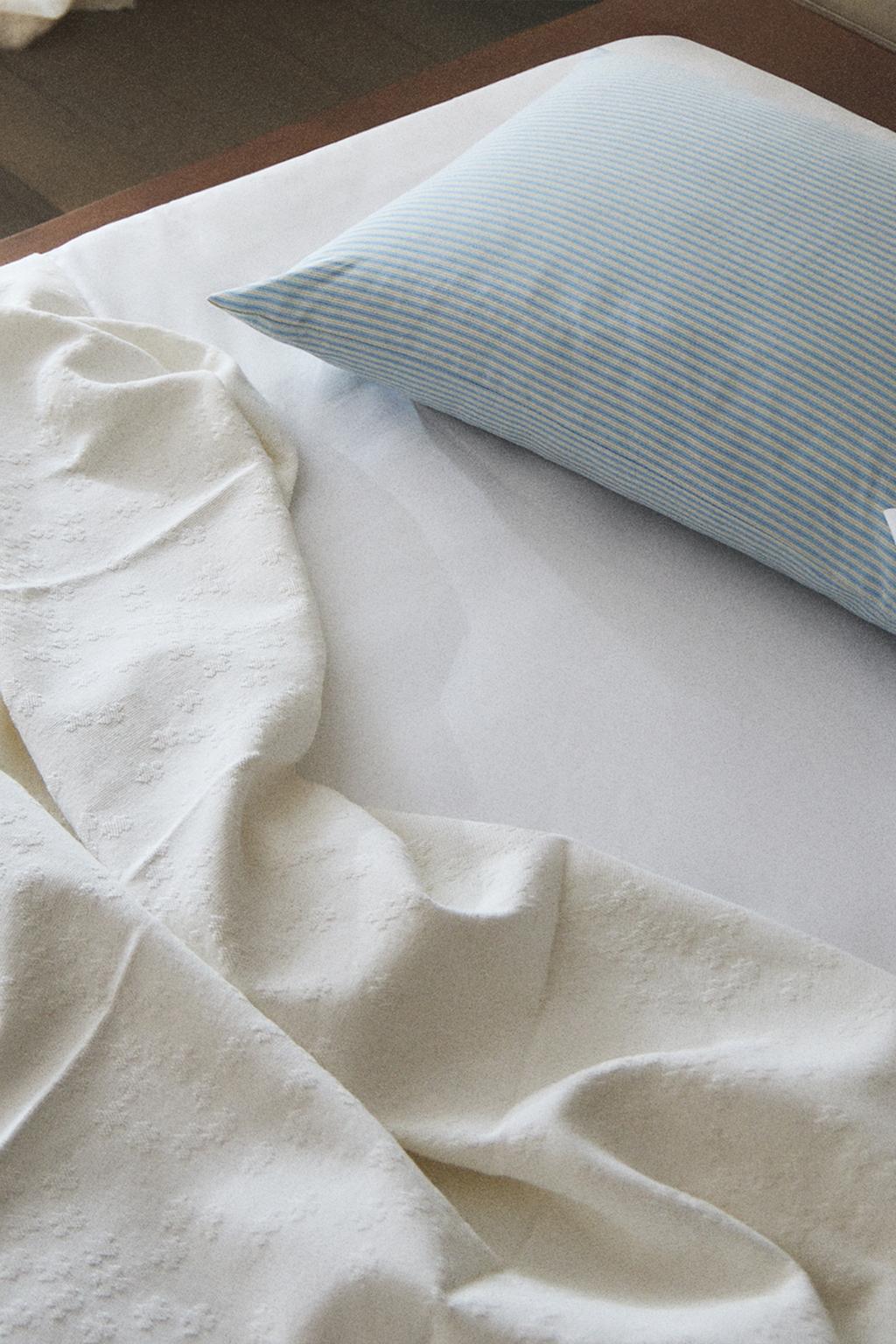 Покрывало clover