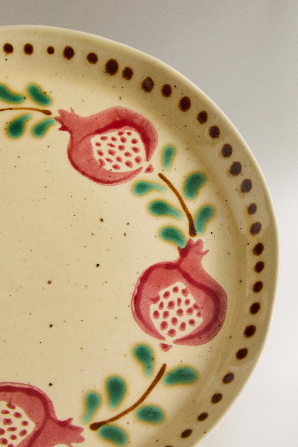 Десертная тарелка гранатовый гранат на цветной глине